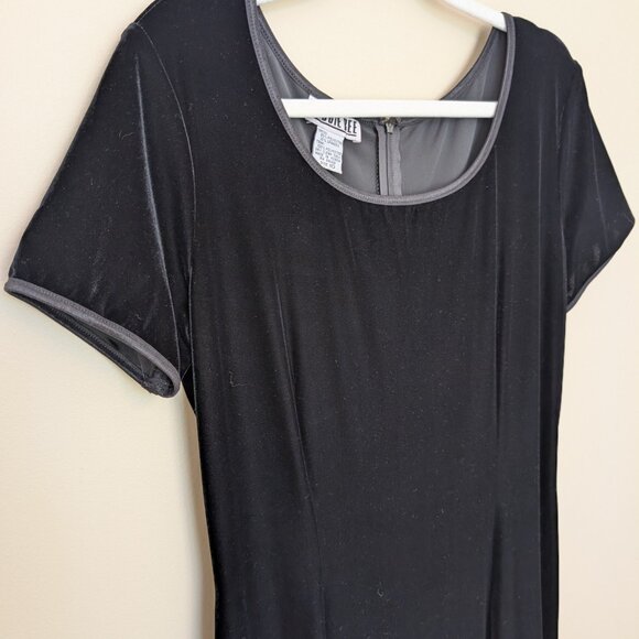 VINTAGE Robbie Bee Y2K black velvet short sleeve maxi dress EUC 10 - Picture 2 of 11